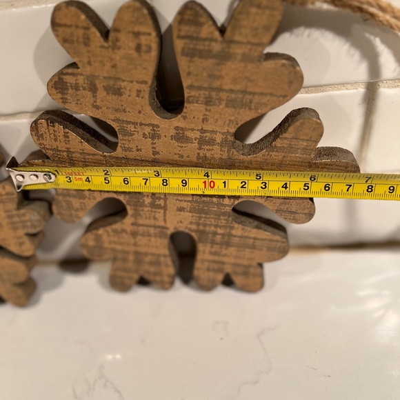 14 Distressed Rustic Wooden Snowflake ❄️ Ornaments jute hanger - Picture 5 of 6